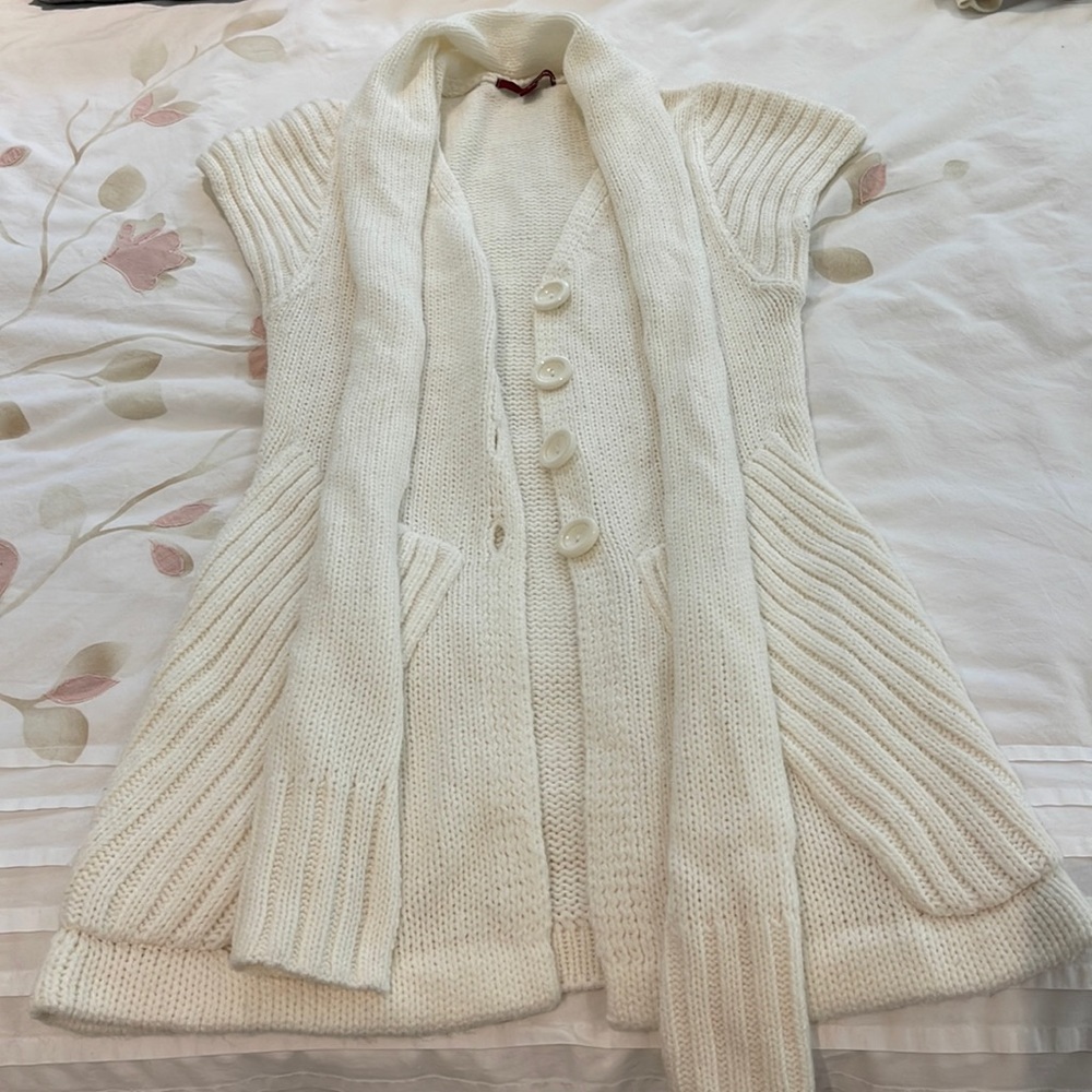 Women small ivory button down knitted winter coat with scarf detail attached